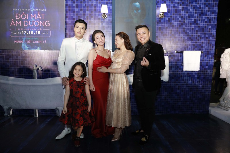 thu trang dien vay hai day, do sac cung "tinh dich" bao thanh hinh 3