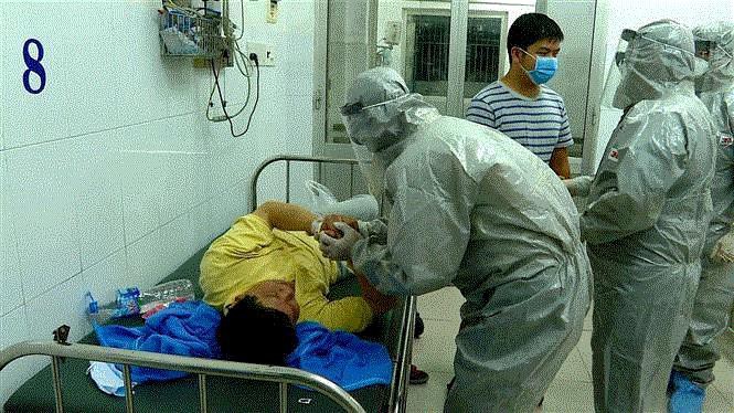benh nhan tq nhiem virus corona dieu tri o viet nam duoc chua khoi hinh 1