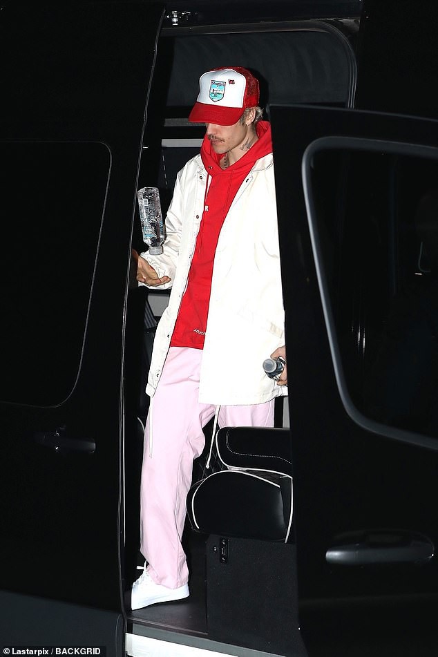 justin bieber tinh tu nam tay ba xa di nha tho luc toi muon hinh 6