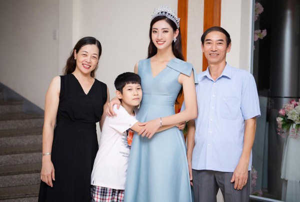 luong thuy linh: "toi muon dua nguoi yeu ve gia dinh trong ngay 8/3" hinh 2