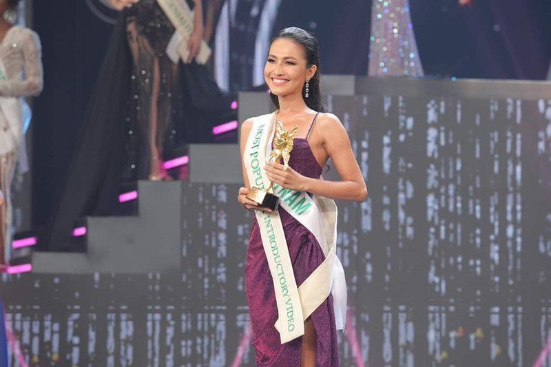 hoai sa dung chan o top 12, mexico dang quang hoa hau chuyen gioi 2020 hinh 2