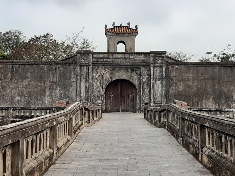 tam dung don khach tai cac di tich, diem tham quan tai quang tri hinh 2