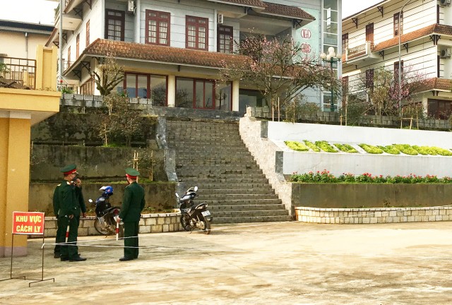 vang bong khach sau lenh tam dung hoat dong du lich tai lao cai hinh 4