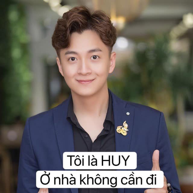 nghe si viet hao hung theo trend ghep ten "toi la..." tren mang xa hoi hinh 3