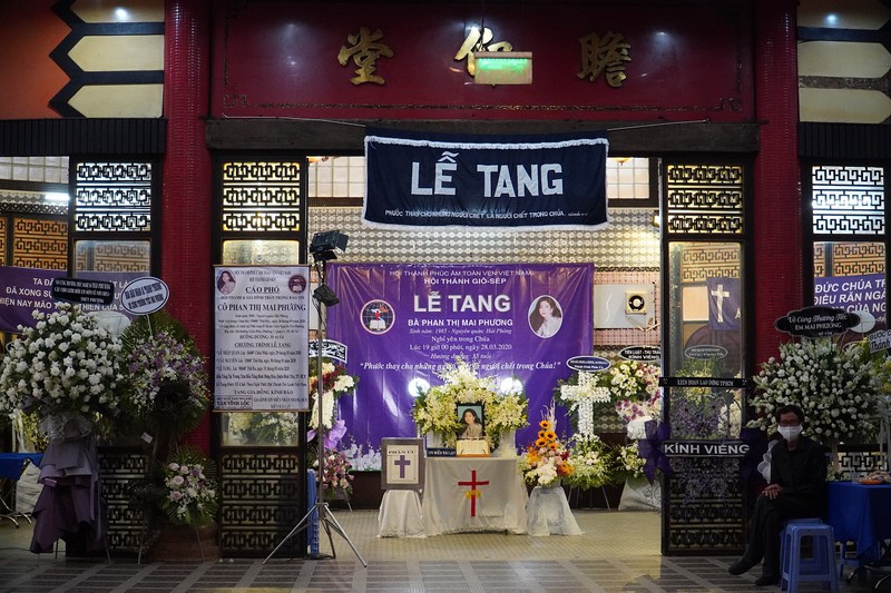 tang le dien vien mai phuong dien ra trong lang le hinh 1