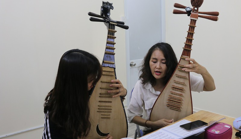 nguoi truyen cam hung cho lop tre yeu dan ty ba hinh 1