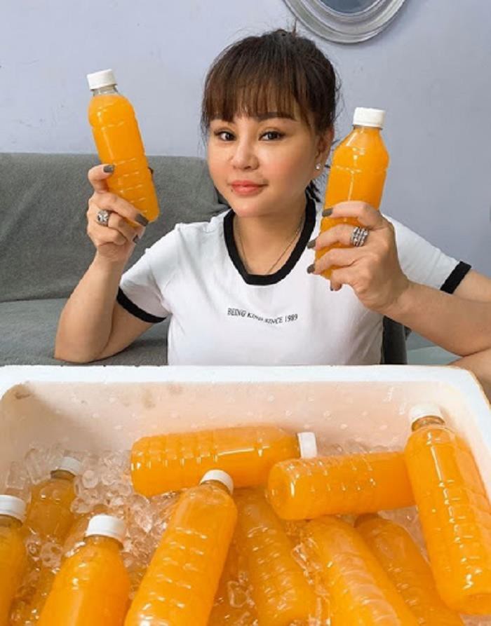 nghe si viet dong cua co so kinh doanh, ban hang onine vi dich covid-19 hinh 3