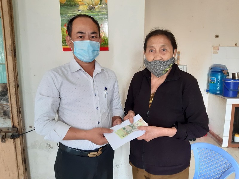 ho tro khan cap nguoi ngheo bi anh huong dich covid-19 tai da nang hinh 1