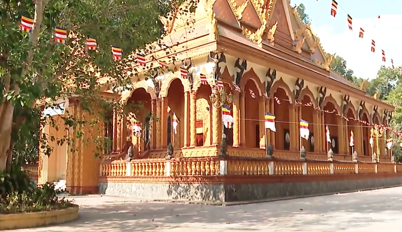 cac co so ton giao o kon tum, vinh long tuan thu viec gian cach xa hoi hinh 2