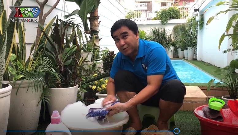 ngoi trong biet thu 21 ty dong, quyen linh khoe bo suu tap dep to ong hinh 1