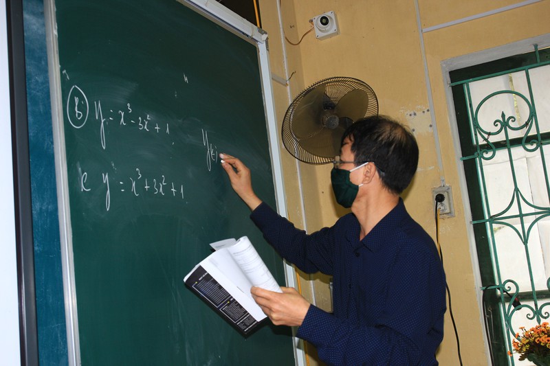 anh: hoc sinh yen bai hao hung tro lai lop hoc sau ky nghi dai hinh 6