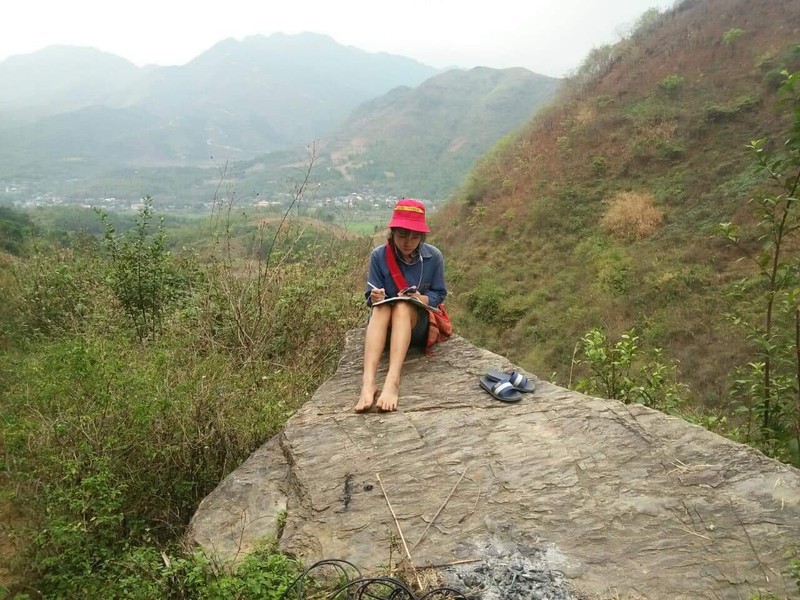 2 hoc tro nguoi mong o yen bai len nui " hung song" 3g hoc truc tuyen hinh 1