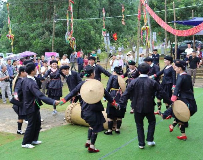 dieu mua trong cua dong bao giay o tinh ha giang hinh 3