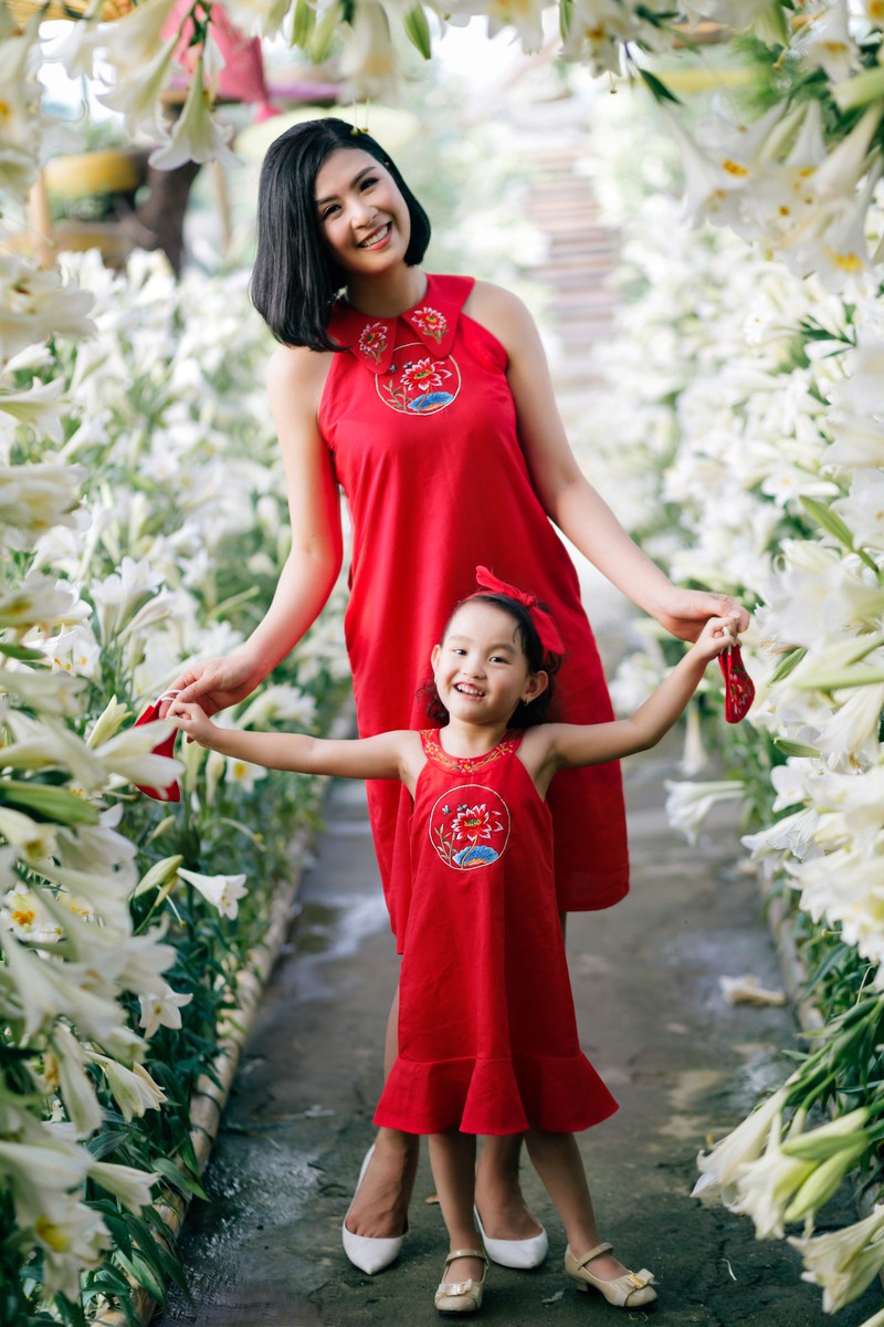 ngoc han va vi hon phu mong co con gai dang yeu nhu be cherry hinh 1