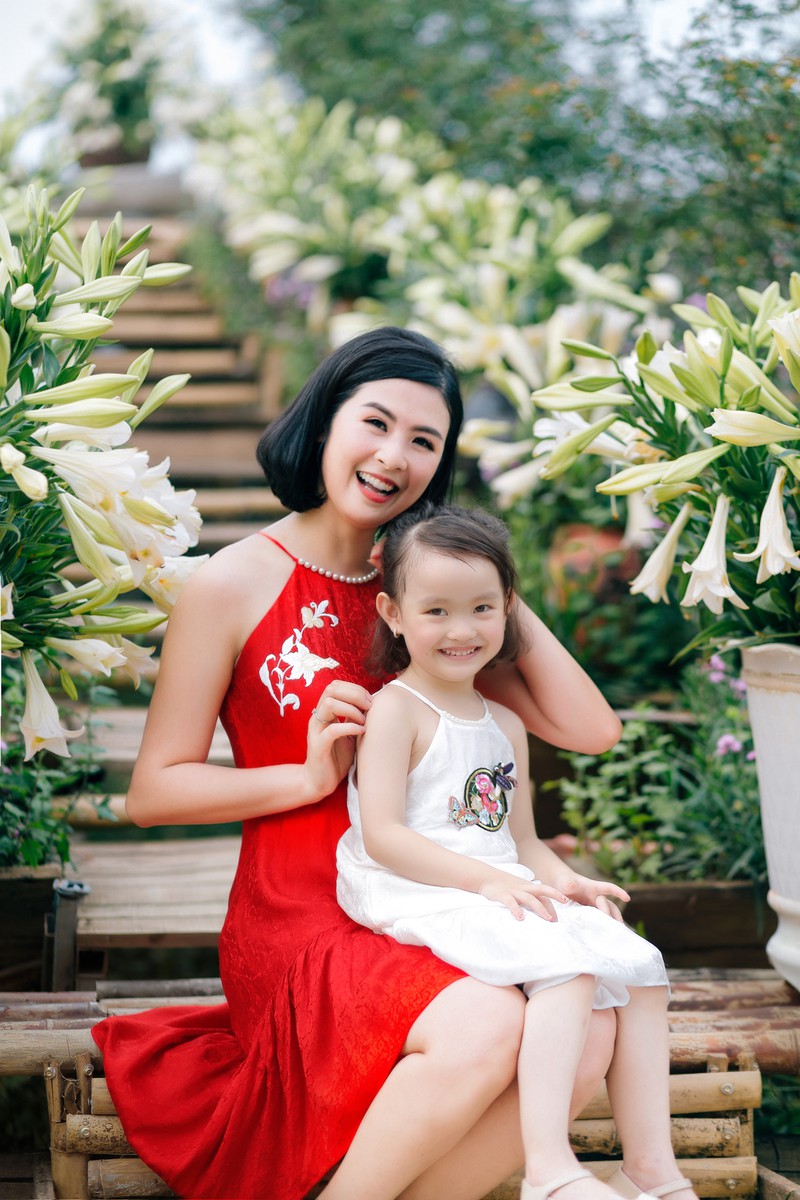 ngoc han va vi hon phu mong co con gai dang yeu nhu be cherry hinh 2