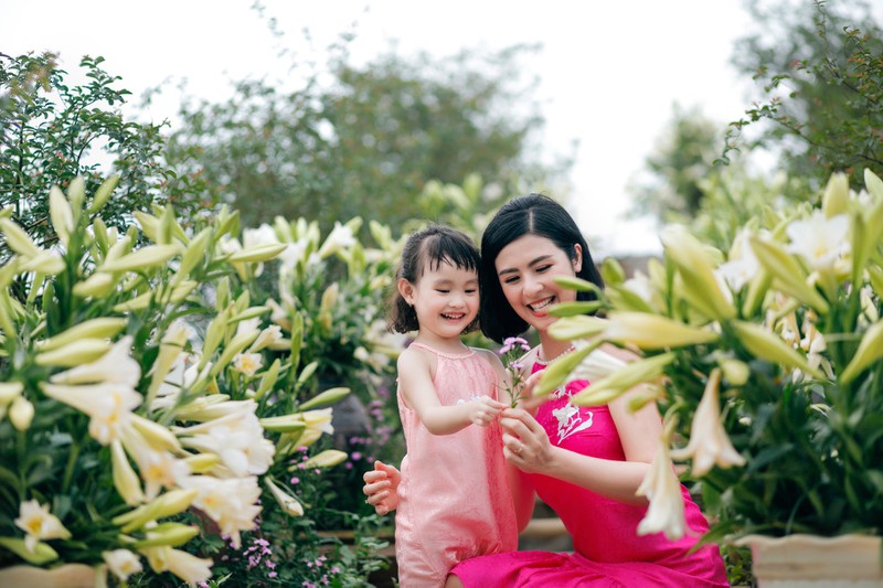 ngoc han va vi hon phu mong co con gai dang yeu nhu be cherry hinh 6