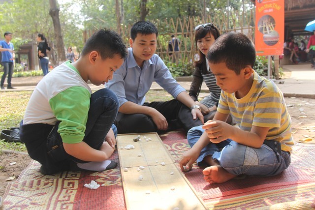 kham pha dong nam a cho thieu nhi tai bao tang dan toc hoc viet nam hinh 1