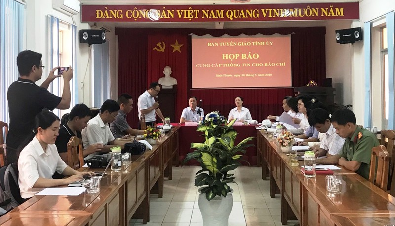 vu bi cao nhay lau: toa an binh phuoc noi gi? hinh 1