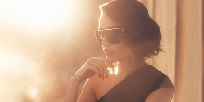 hoa hau olivia culpo mac bodysuit khoe duong cong goi cam hinh 3
