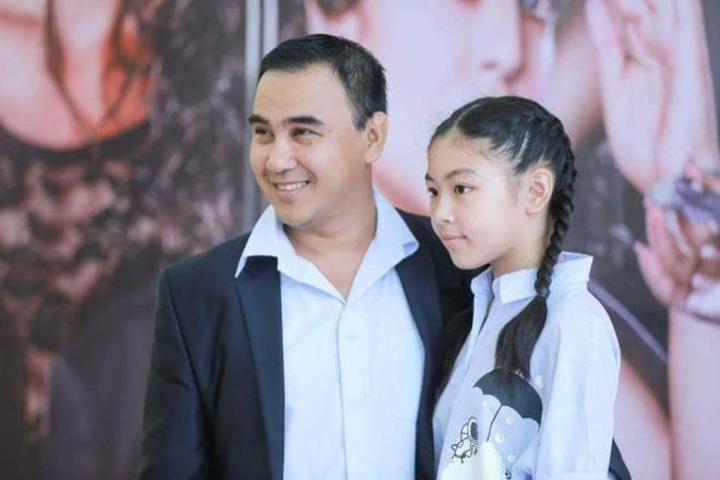 chuyen showbiz: ho ngoc ha vat va day kim ly noi tieng viet hinh 7
