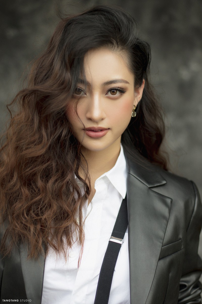 chuyen showbiz: ha ho gay hoang mang khi chia se trang thai khong vui hinh 6