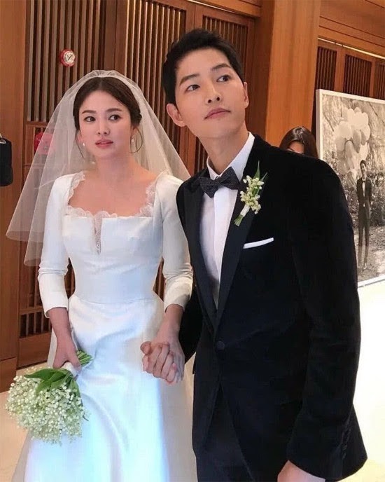 song joong ki chup anh gan gui co gai la mat hinh 3