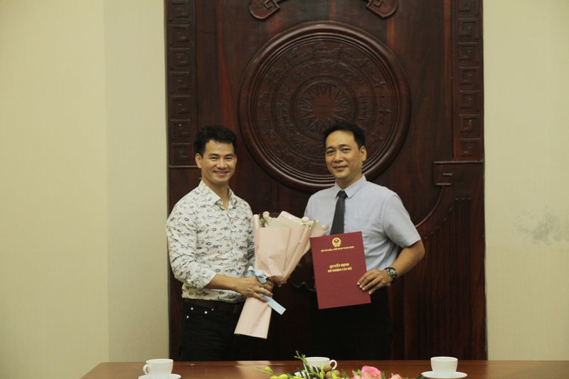 nsut minh hieu duoc bo nhiem lam pho giam doc nha hat kich vn hinh 2