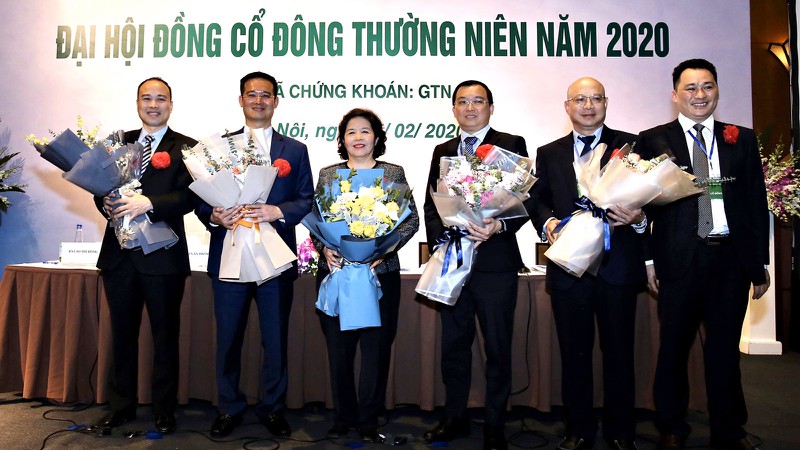 ba mai kieu lien lam chu tich cong ty me cua sua moc chau hinh 1
