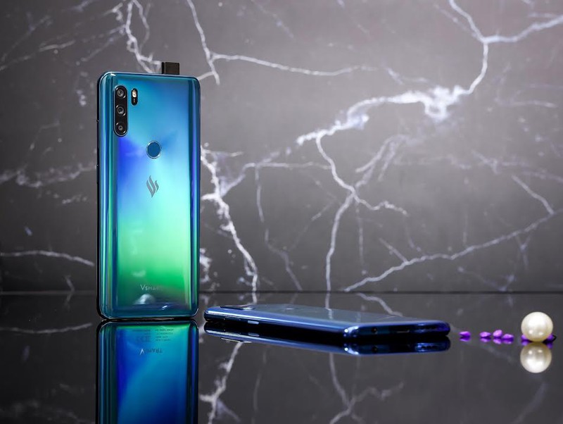 man but toc than ky cua vinsmart tren thi truong smartphone viet hinh 2