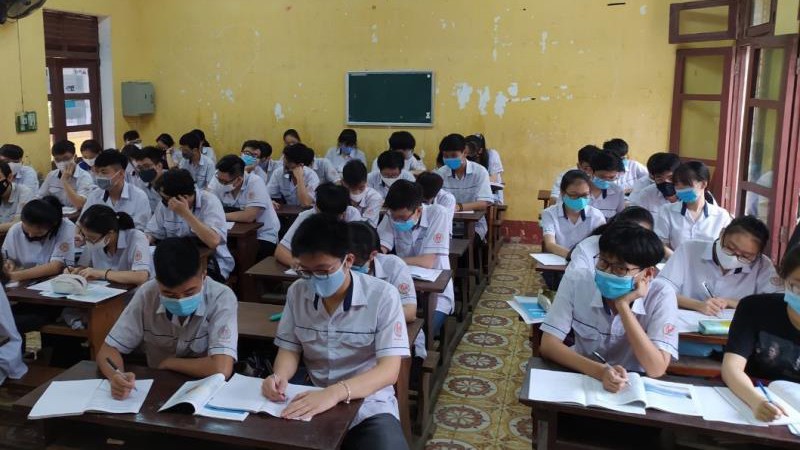 sang nay, gan 300.000 hoc sinh thanh hoa di hoc lai sau khi nghi covid-19 hinh 2