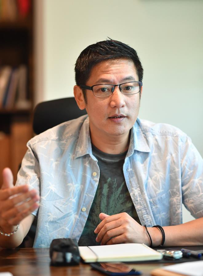 vinfast bo "tien tui" de mua pin tang hoc sinh hinh 1