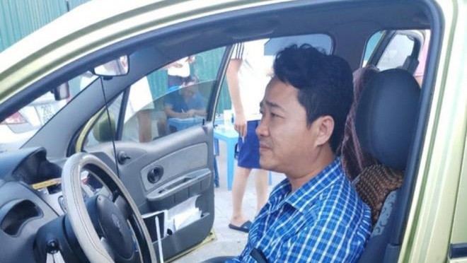 tong tien 210 trieu dong, pho ban bao suc khoe va doi song bi bat hinh 1