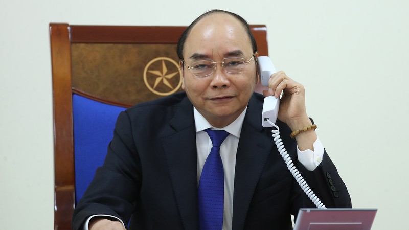 thu tuong nguyen xuan phuc dien dam voi thu tuong nhat ban hinh 1