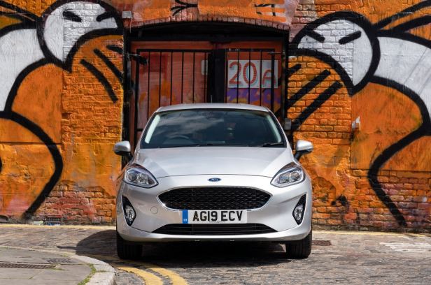 ford giam san xuat mau fiesta o chau au vi doanh so thap tai anh hinh 1