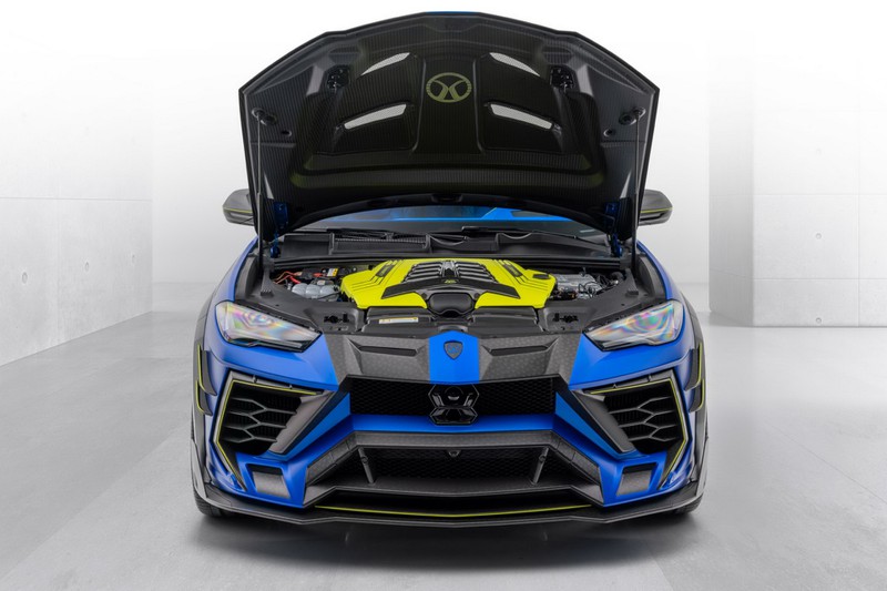 doc dao lamborghini urus duoc "son" mau xanh tu trong ra ngoai hinh 4
