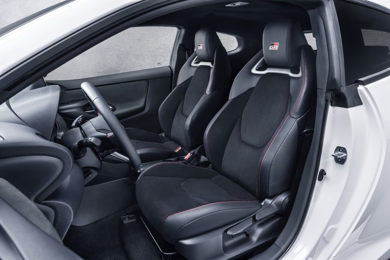toyota gr yaris 2020 chinh thuc ra mat hinh 7