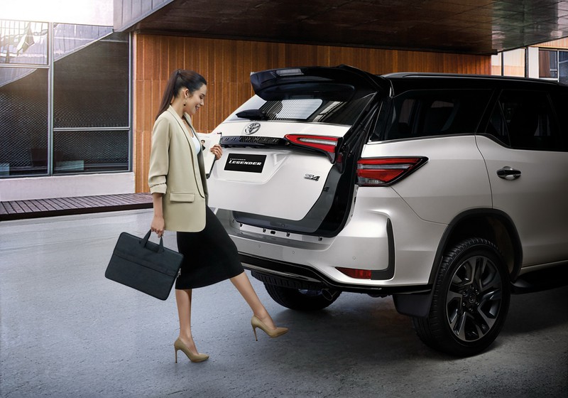 toyota fortuner 2021 ban nang cap thay doi nhung gi? hinh 4