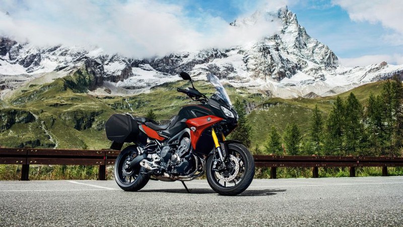 yamaha tracer 900 gt them mau sac, gia khong doi hinh 2