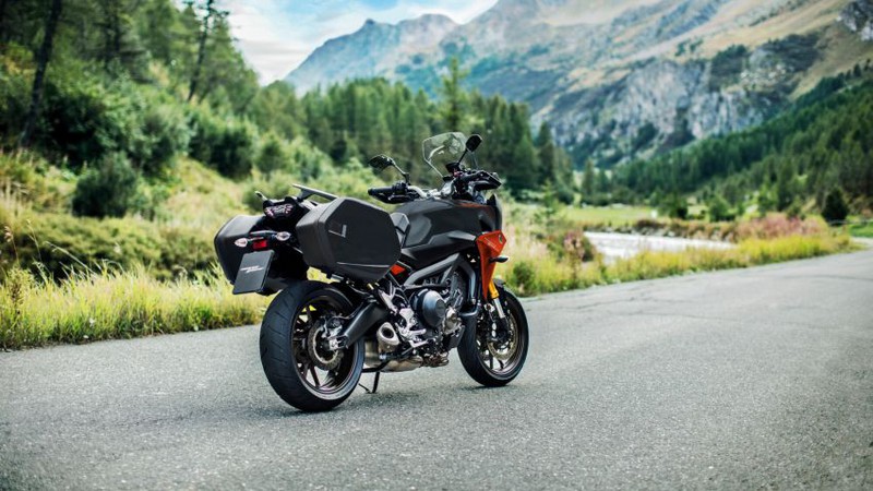 yamaha tracer 900 gt them mau sac, gia khong doi hinh 3
