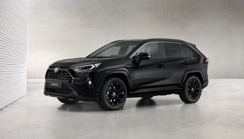 toyota rav4 hybrid ra mat black edition dep bi an tai chau au hinh 5