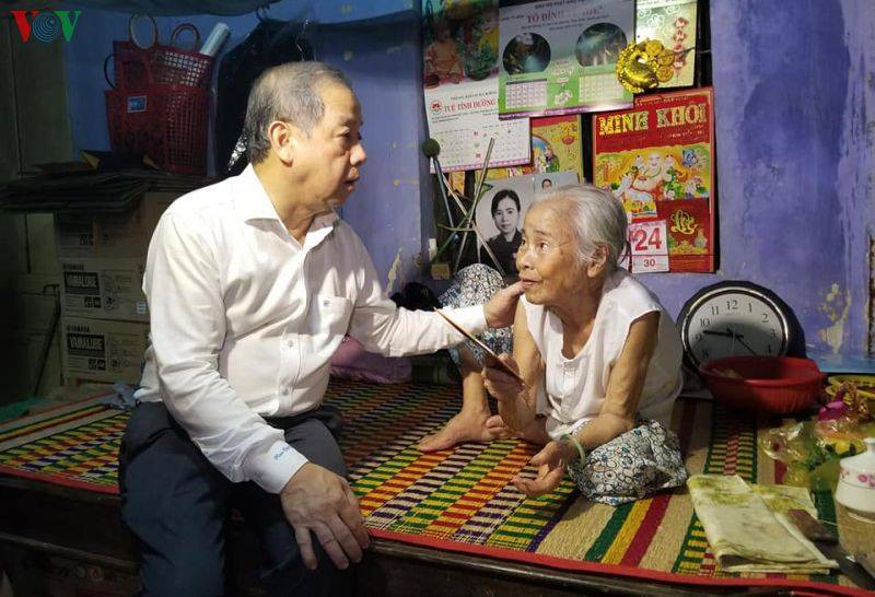 truc tiep: cung vov don giao thua va nam moi canh ty 2020 hinh 58