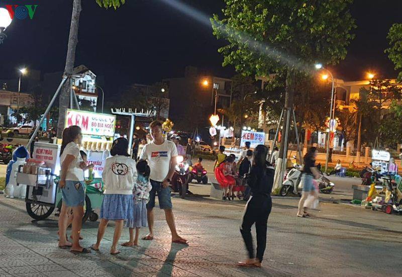 truc tiep: cung vov don giao thua va nam moi canh ty 2020 hinh 72