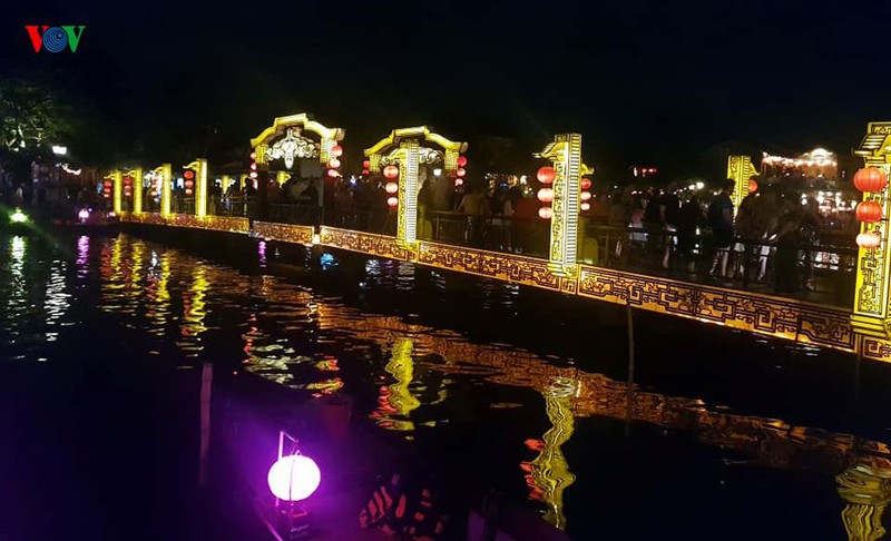 truc tiep: cung vov don giao thua va nam moi canh ty 2020 hinh 146
