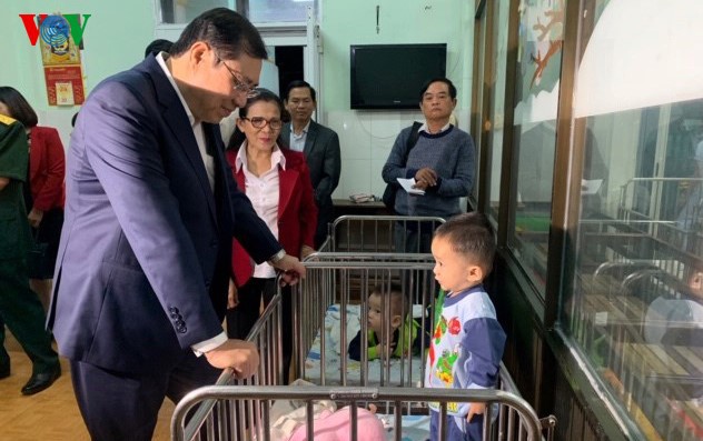 truc tiep: cung vov don giao thua va nam moi canh ty 2020 hinh 54