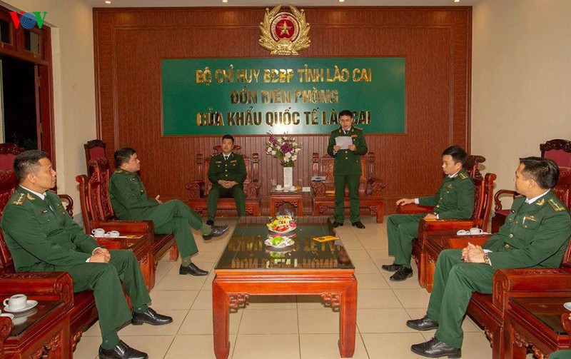truc tiep: cung vov don giao thua va nam moi canh ty 2020 hinh 12