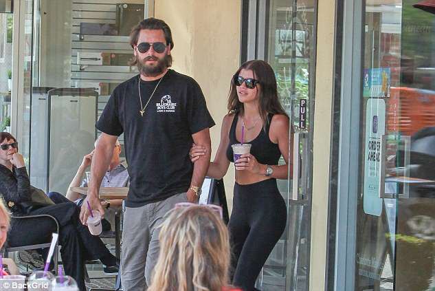 sofia richie tinh tu ben ban trai hon 16 tuoi sau 1 tuan chia tay hinh 6