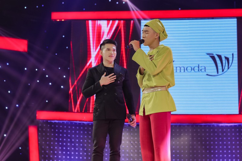 giong ai giong ai: tran thanh "noi da ga" voi giong hat cua chang ban khoai tay  hinh 6