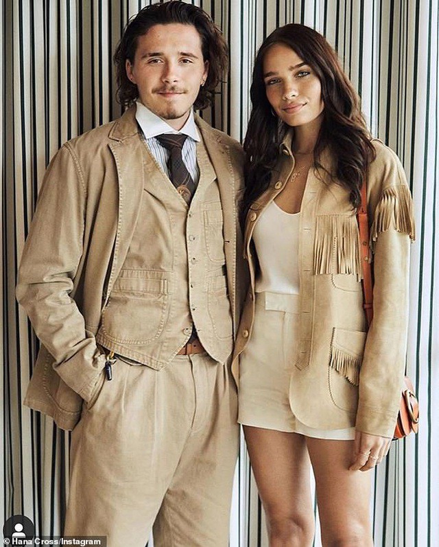 "tinh cu" brooklyn beckham lanh lung, le bong du su kien thoi trang hinh 8
