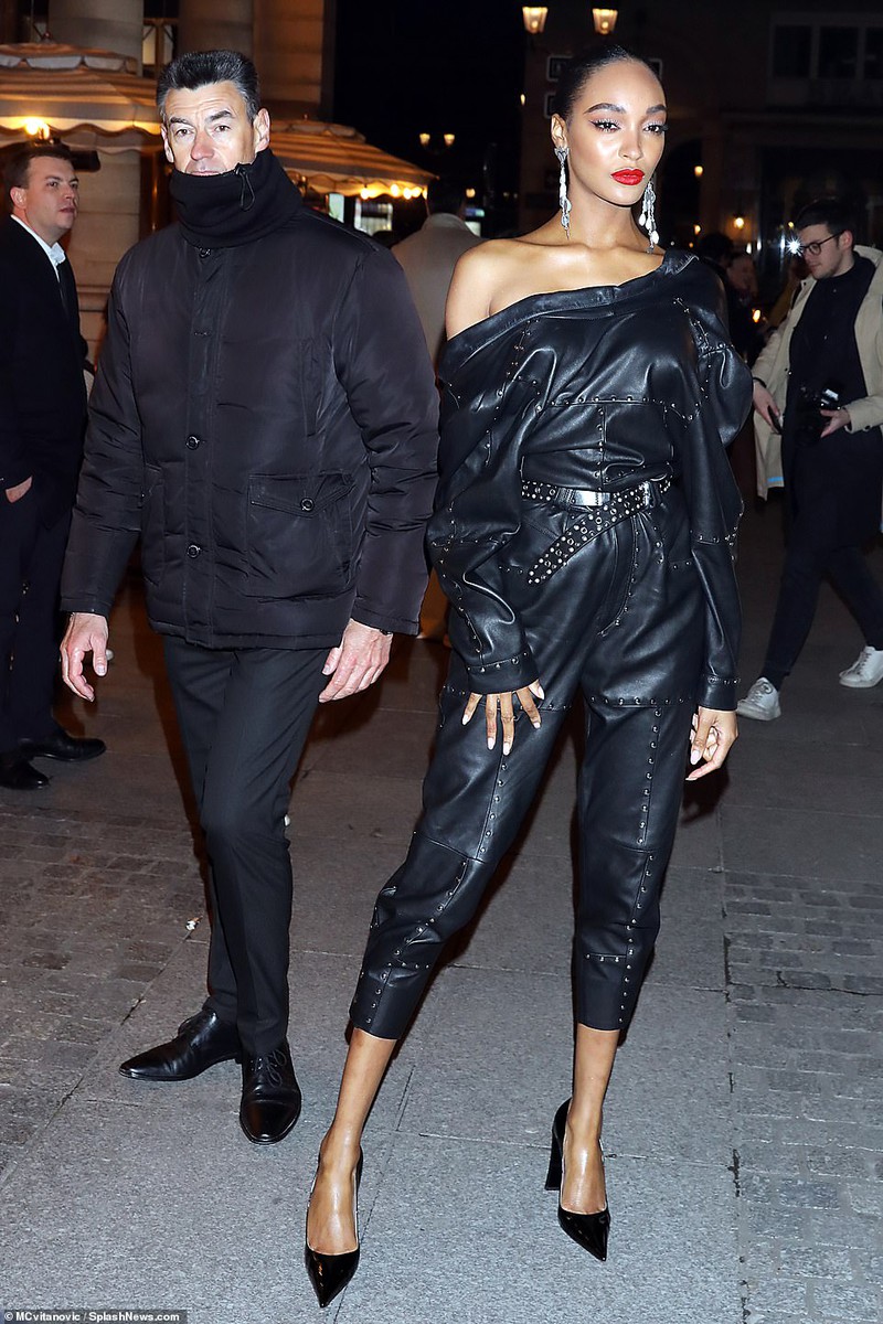 sieu mau irina shayk mac do kin dao, than thai lanh lung tren san dien hinh 8