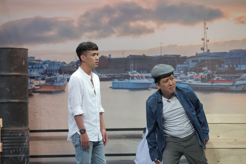 mac van khoa "sung nguoi" khi bi de doa, misthy gianh cup "on gioi" hinh 4